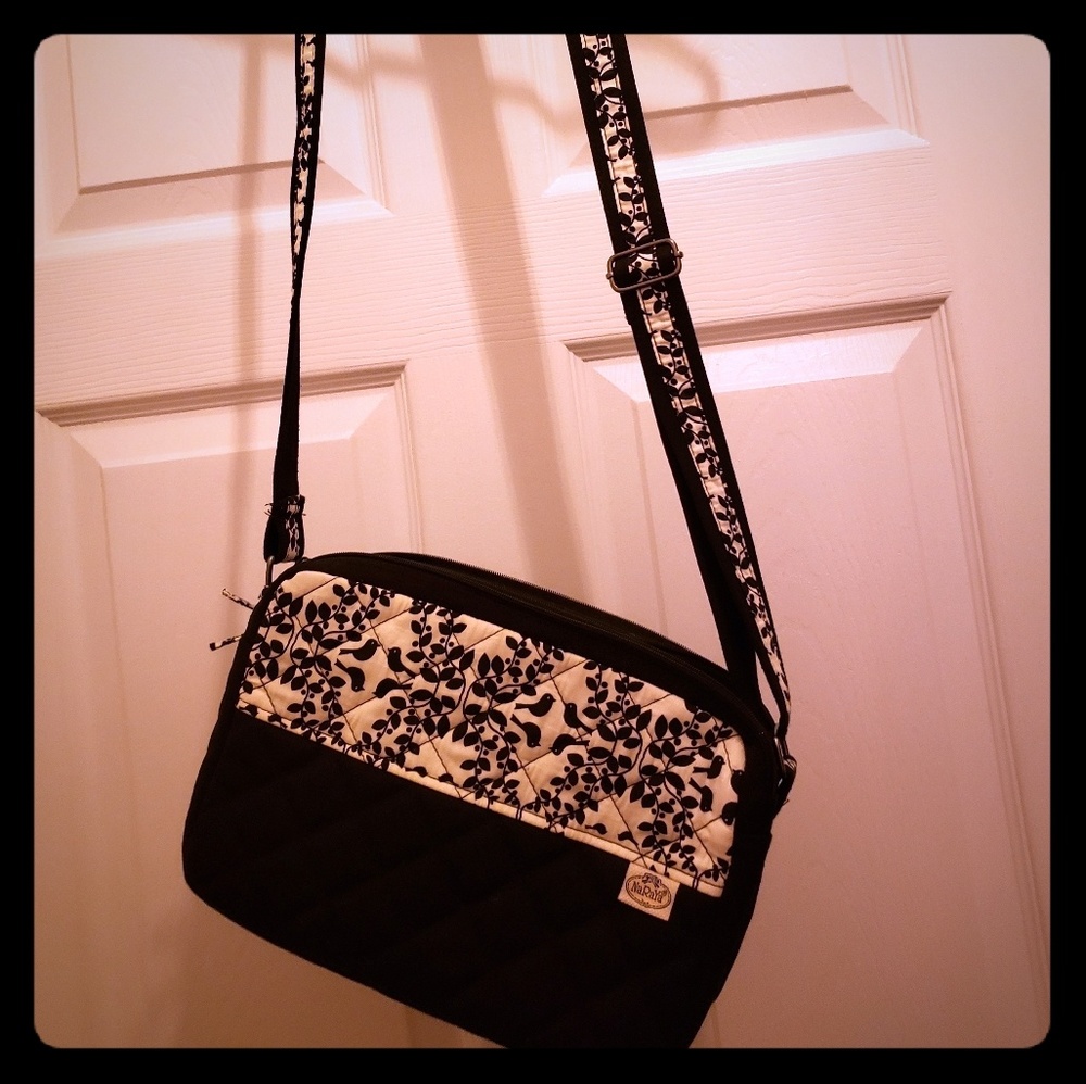 Naraya crossbody w/matching makeup bag